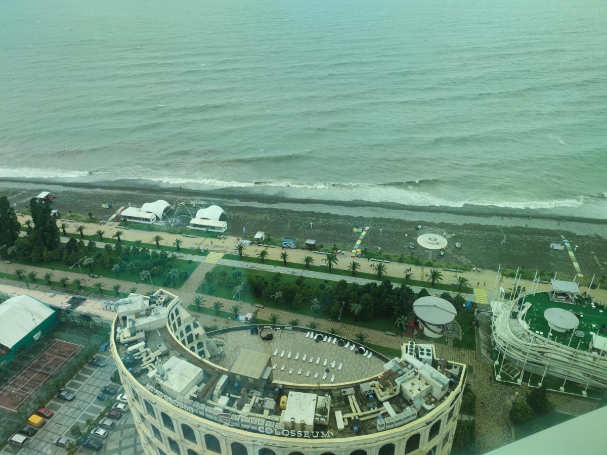 Sea Towers Suite Batumi Exterior foto