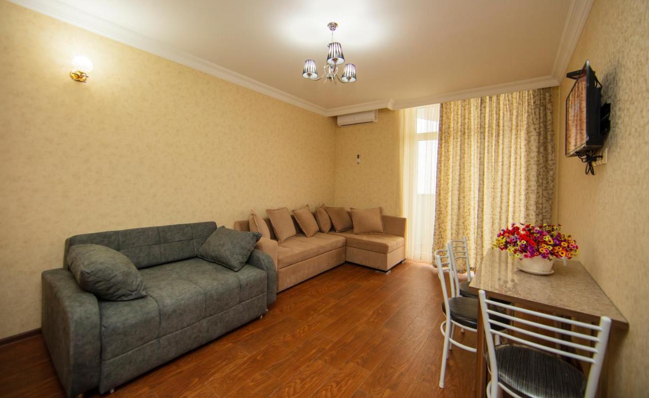 Sea Towers Suite Batumi Exterior foto